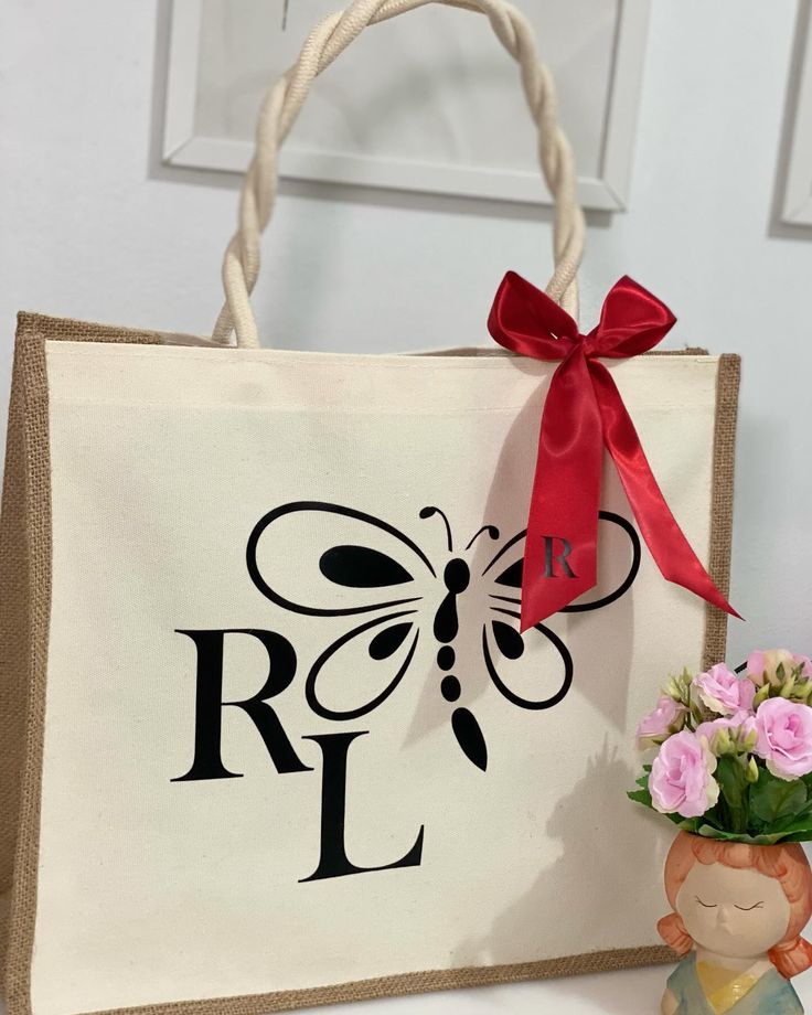 Stylish Wedding Return Gifts: Low-Cost Personalized Jute Bags