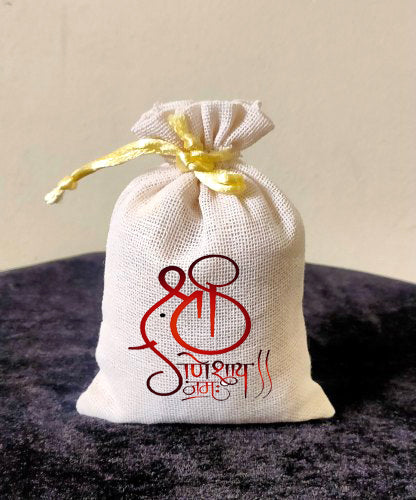 white jute potli