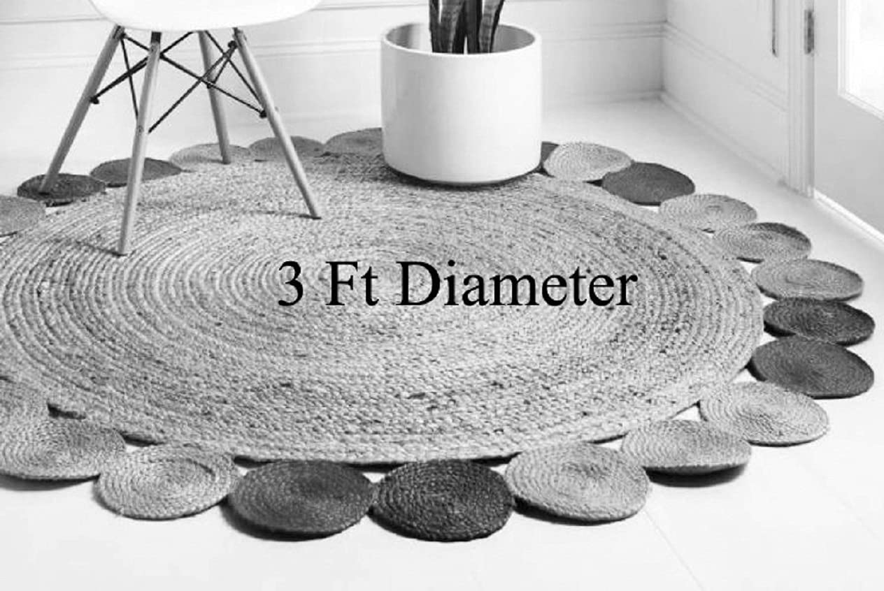 Handmakers Jute and cotton are rug with multiclored outer circle for living room