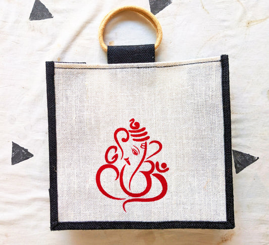 Elegant Jute Wedding Favor Bags with Black Color Personalized Jute Bags for a Memorable Wedding Celebration